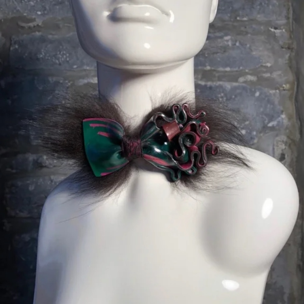 Guillotine Sculpted Bow Tie: Maleficent